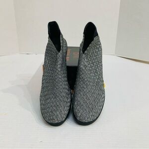 Bernie Mev NYC Chesca Woven Pewter Ankle Boots women’s 9-9.5 NWOT